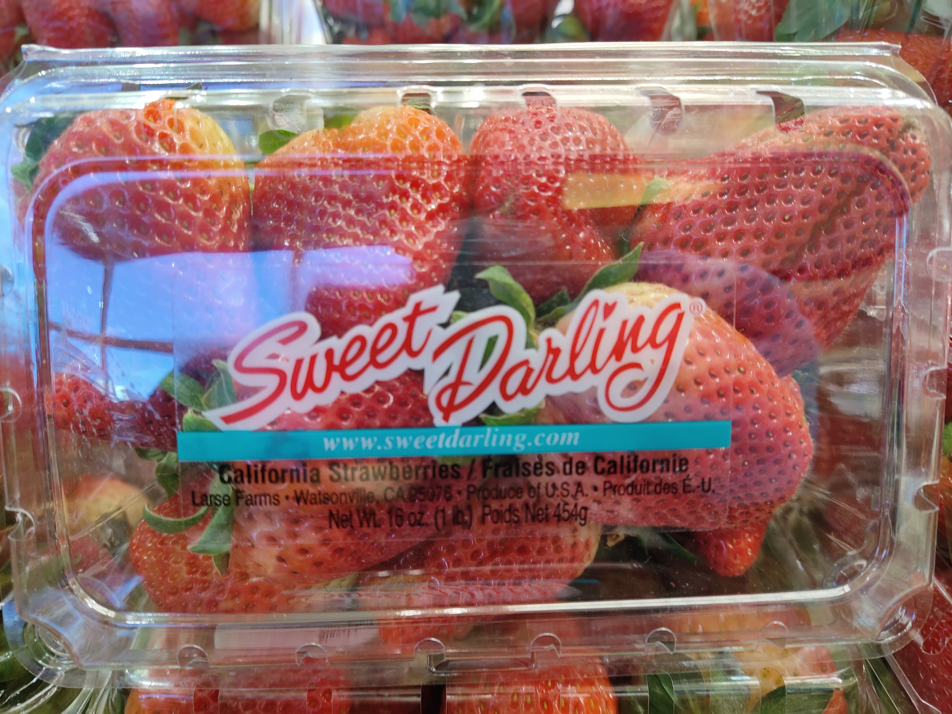 fresh-strawberries-pack
